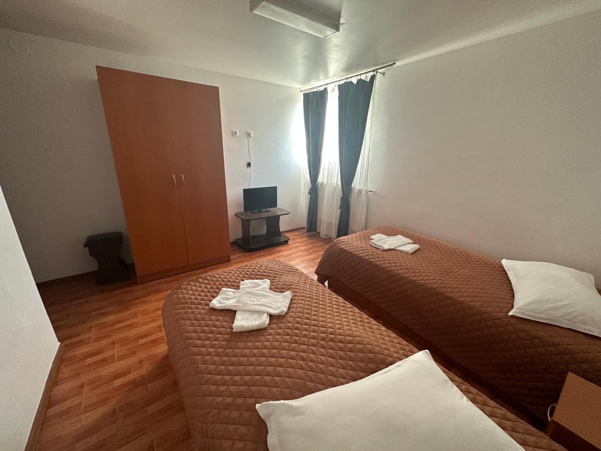 Casa Rustic Cazare Piteşti Buitenkant foto